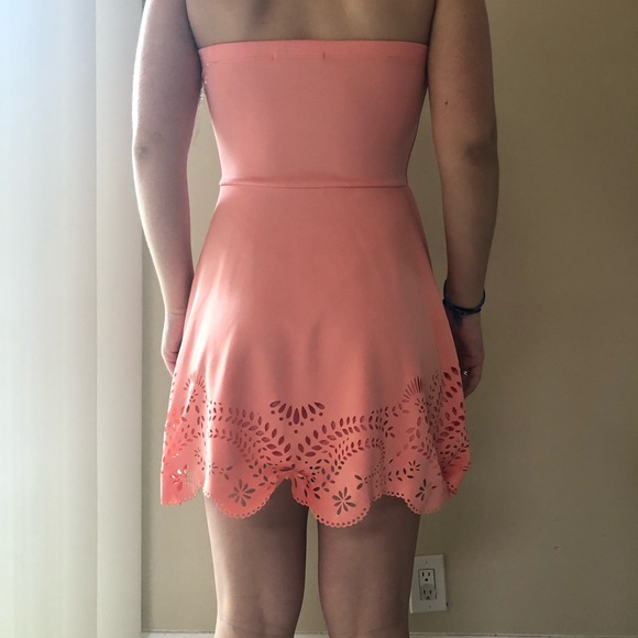 SUMMER/SPRING Peach Strapless Dress 🍑 - Picture 6 of 6